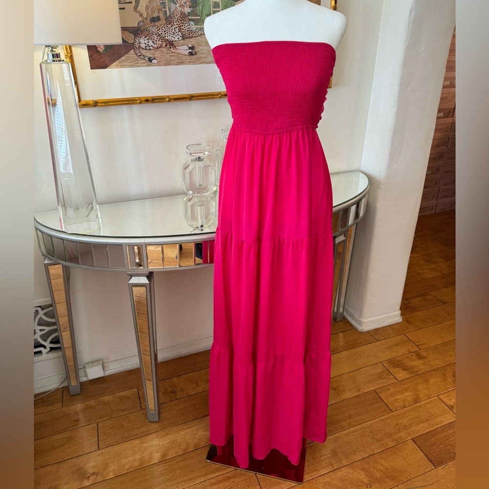 Versatile Strapless Pink Maxi Dress.